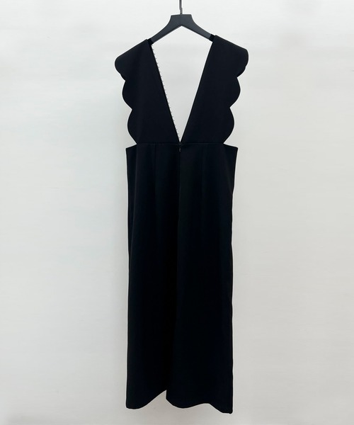 SAISON DE PAPILLON(セゾンドパピヨン)の「パール付きスカラップジャンパースカート(サロペット/オーバーオール・レディース・ベージュ/ブラック・L/M/S)」の14枚目の写真