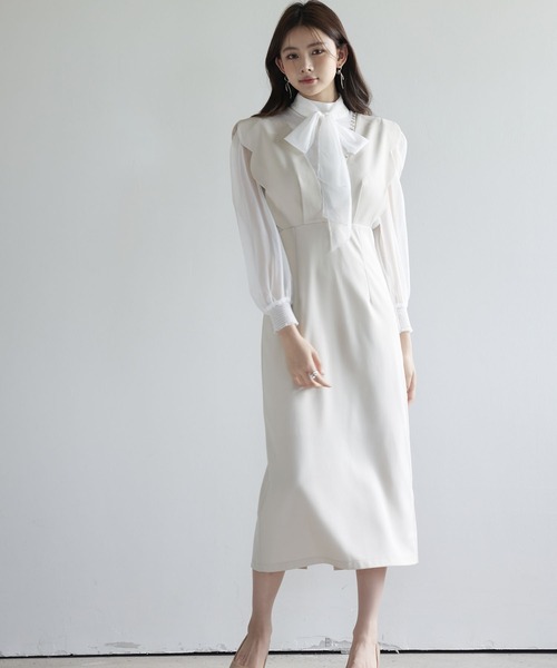 SAISON DE PAPILLON(セゾンドパピヨン)の「パール付きスカラップジャンパースカート(サロペット/オーバーオール・レディース・ベージュ/ブラック・L/M/S)」の19枚目の写真