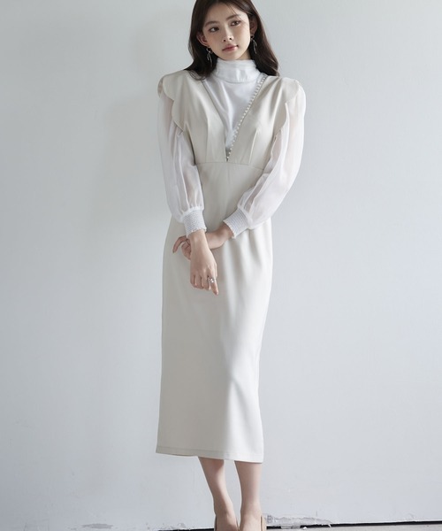 SAISON DE PAPILLON(セゾンドパピヨン)の「パール付きスカラップジャンパースカート(サロペット/オーバーオール・レディース・ベージュ/ブラック・L/M/S)」の21枚目の写真