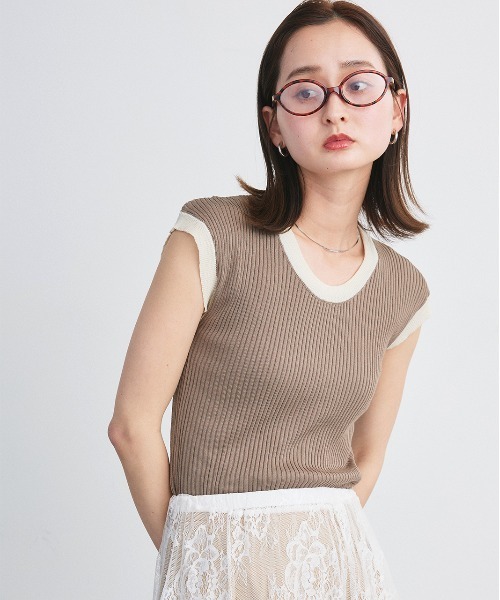 ad thie(アドティエ)の「バイカラー フレンチスリーブニット(ニット/セーター・レディース・ブラック/グレー/モカ/アイボリー・FREE)」の22枚目の写真