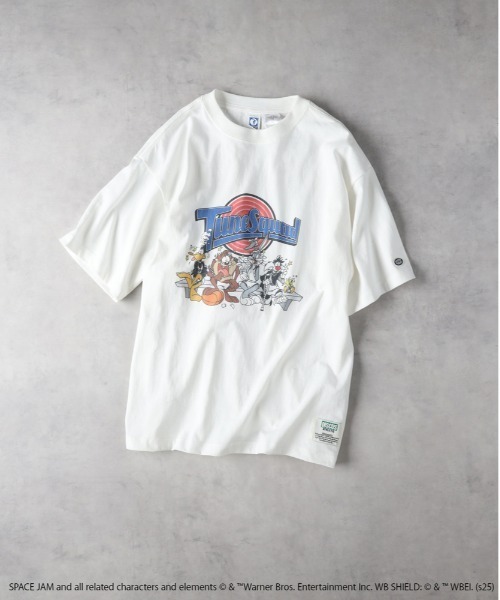 Right-on(ライトオン)の「【 限定展開 】 「ルーニー・テューンズ」「グレムリン」プリント T シャツ(Tシャツ/カットソー・レディース・ブラック/ホワイト/その他1/その他5/その他2/その他3・L/M)」の2枚目の写真