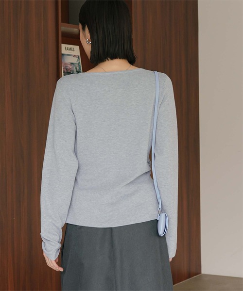 miette（ミエット）の「フロントギャザーボタンニット（ニット/セーター・レディース・グレー/アイボリー/ブラック/ネイビー/ブラウン・FREE）」の9枚目の写真