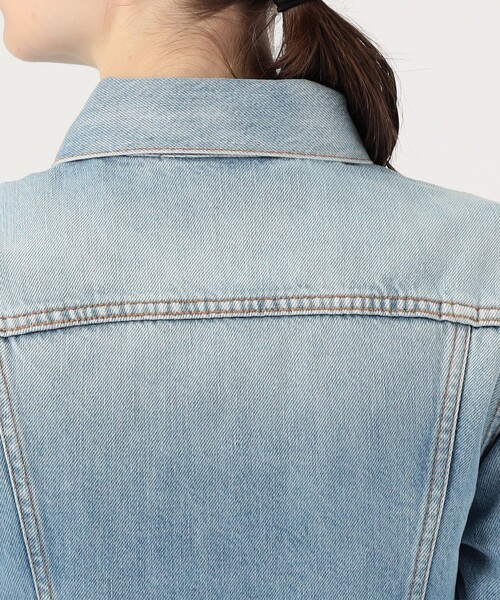 ACNE(アクネ)の「Acne Studios FN-WN-OUTW000912 デニムジャケット(デニムジャケット・レディース・ブルー・34)」の5枚目の写真