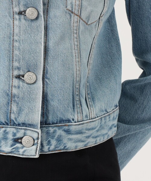 ACNE(アクネ)の「Acne Studios FN-WN-OUTW000912 デニムジャケット(デニムジャケット・レディース・ブルー・34)」の3枚目の写真