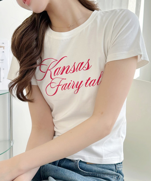 Ada.（エイダ）の「スクリプトフォント風 ロゴ Tシャツ（Tシャツ/カットソー・レディース・ブラック/ブラウン/ホワイト・FREE）」の2枚目の写真
