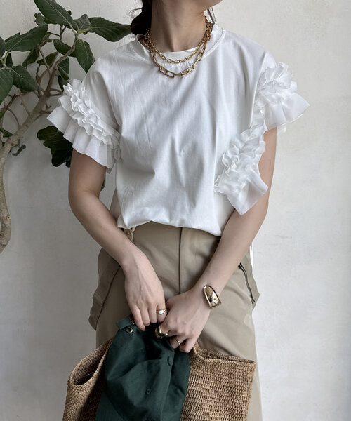 DouDou(ドゥドゥ)の「【WEB限定】袖アシメフリルTEE(Tシャツ/カットソー・レディース・ブラック/ホワイト・FREE)」の9枚目の写真