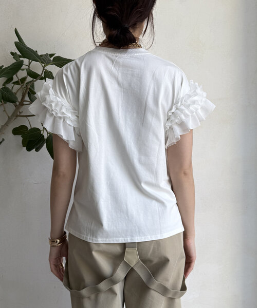 DouDou(ドゥドゥ)の「【WEB限定】袖アシメフリルTEE(Tシャツ/カットソー・レディース・ブラック/ホワイト・FREE)」の14枚目の写真