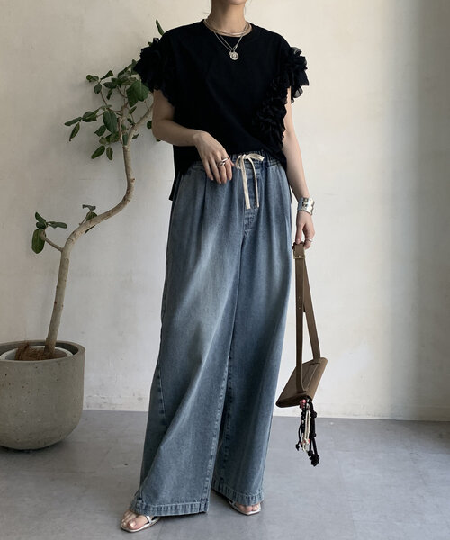 DouDou(ドゥドゥ)の「【WEB限定】袖アシメフリルTEE(Tシャツ/カットソー・レディース・ブラック/ホワイト・FREE)」の22枚目の写真