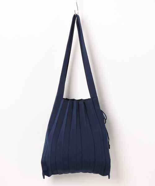 JOSEPH AND STACEY（ジョセフアンドステイシー）の「ラッキープリーツニット(M)（トートバッグ・レディース・ライトブルー/ブラック/ダークパープル/グリーン/アクア/ライトホワイト/ウッド/ライム/モスグリーン/ベージュ/グリーン系その他2/ネイビー/ダークブルー/ラベンダー/ベビーピンク/ライラック/レッド/ダークグレー/ライトパープル/イエロー/ダークグリーン/グリーン系その他・M）」の14枚目の写真