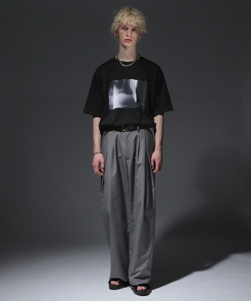 HARE（ハレ）の「REFLECTIONフォトモチーフカット(HARE)（Tシャツ/カットソー・メンズ・ホワイト×ブルー/ブラック系その他/ブラック×レッド・FREE）」の17枚目の写真