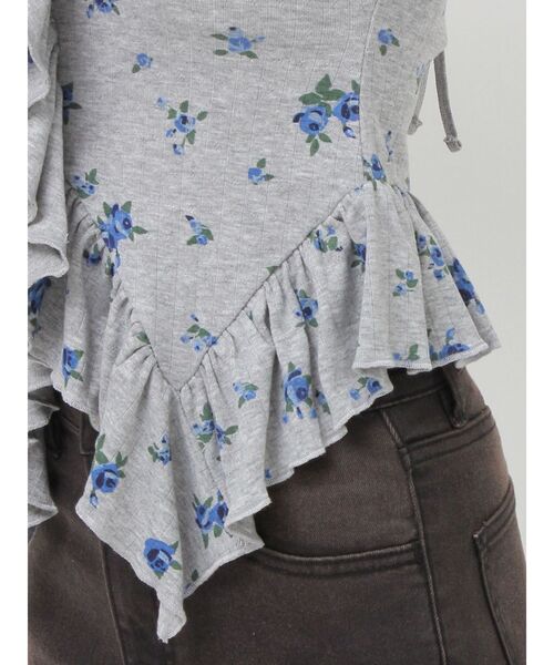 jouetie（ジュエティ）の「ラッフルフリルトップス 花柄（Tシャツ/カットソー・レディース・オフホワイト/ブラック/グレー・MEDIUM）」の18枚目の写真