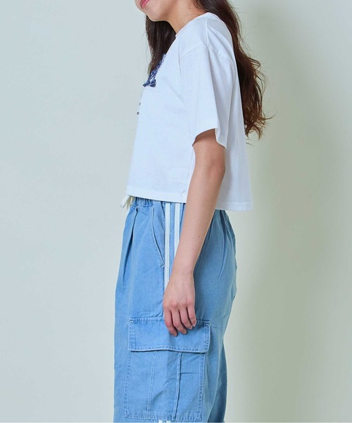 GORGE(ゴージ)の「《デニムフリンジ×クロップド丈》レディース 半袖Tシャツ ロゴデザイン カジュアル 春夏秋(Tシャツ/カットソー・レディース・スミクロ/カーキ/オフホワイト・F)」の14枚目の写真