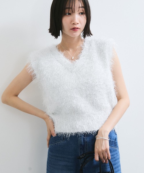 VIS（ビス）の「【WEB限定サイズ:MT/着丈が選べる】【洗える】フェザーヤーンニットベスト（ニット/セーター・レディース・ホワイト系その他/キナリ・M/MT）」の3枚目の写真