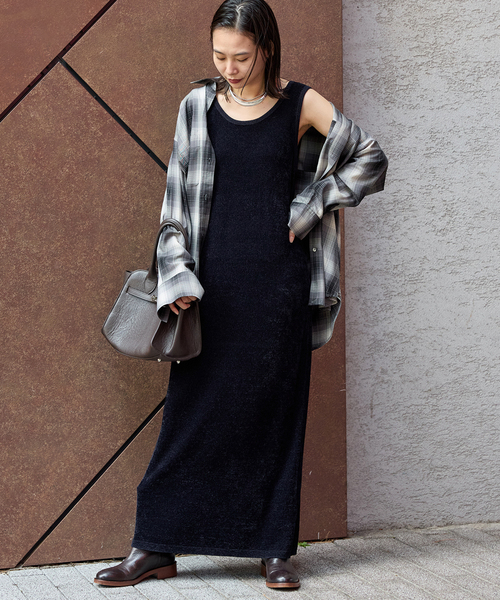 JOURNAL STANDARD(ジャーナルスタンダード)の「ベロアニットワンピース(ワンピース・レディース・ブラウン/ネイビー・FREE)」の4枚目の写真