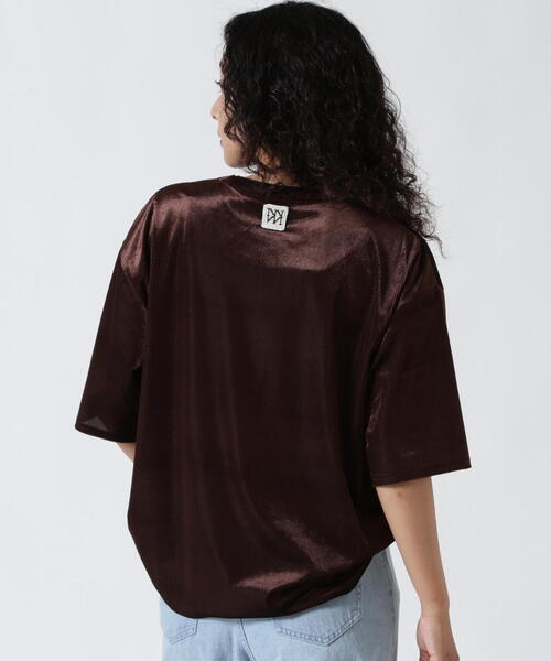 YENN(イエン)の「YENN(イエン)VELVET RELAX TOPS /Y253-82070(Tシャツ/カットソー・レディース・ベージュ/ブラック/ブラウン・F)」の5枚目の写真