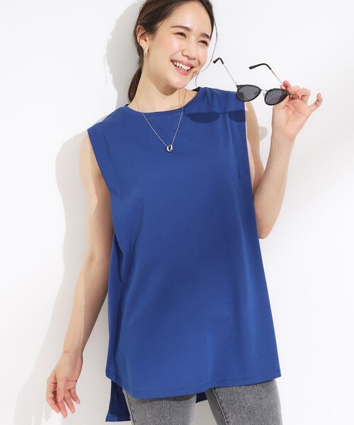 Cutie Blonde（キューティーブロンド）の「【汗ジミ軽減/ひんやり/UV】大人のヘルシーな着こなしに タックノースリーブチュニック（チュニック・レディース・ブルー系その他/ホワイト/ブラック・00）」の3枚目の写真