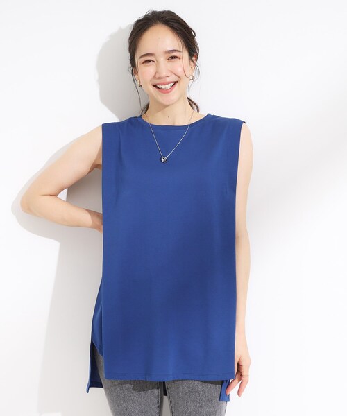 Cutie Blonde（キューティーブロンド）の「【汗ジミ軽減/ひんやり/UV】大人のヘルシーな着こなしに タックノースリーブチュニック（チュニック・レディース・ブルー系その他/ホワイト/ブラック・00）」の18枚目の写真