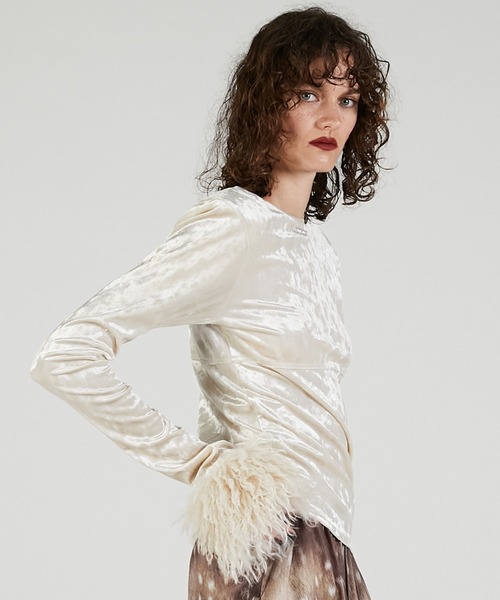 PRANK PROJECT（プランクプロジェクト）の「ファースリーブベロアトップ / Fur Sleeve Velour Top（その他トップス・レディース・ブラック/アイボリー・FREE）」の7枚目の写真