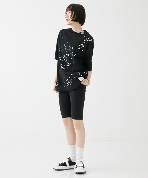 Maison MIHARA YASUHIRO（メゾンミハラヤスヒロ）の「【MIHARA YASUHIRO/ミハラヤスヒロ】EMBELLISHED DISTRESSED TEE/エンベリッシュドディストレストTシャツ（Tシャツ/カットソー・レディース・ブラック/ホワイト・36）」の10枚目の写真