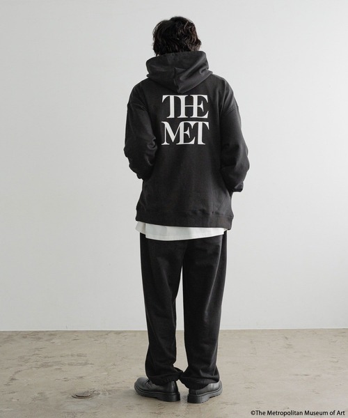 LOWRYS FARM(ローリーズファーム)の「【LFM(U)】The Metスウェットパーカー 589251(スウェット・メンズ・ブラック/グレー・MEDIUM/LARGE)」の17枚目の写真