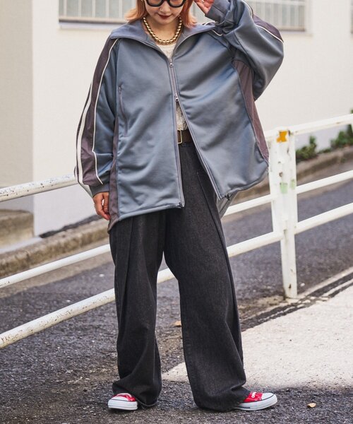 etsinta（エシンタ）の「etsintaリメイクドロストオーバージャージ（ブルゾン・レディース・ブラック/グレー/レッド・ONE SIZE）」の7枚目の写真