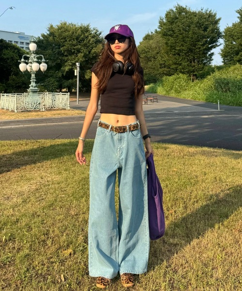 INTER FACTORY（インターファクトリー）の「SARA - ワイドデニムパンツ（デニムパンツ・レディース・インディゴブルー/ブルー・MEDIUM/LARGE）」の22枚目の写真