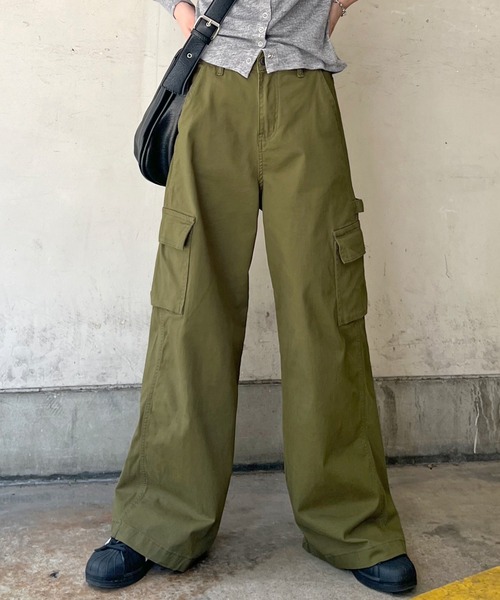 ABYS（アビス）の「ワイドカーゴパンツ（カーゴパンツ・レディース・ネイビー/カーキ・MEDIUM/LARGE）」の2枚目の写真