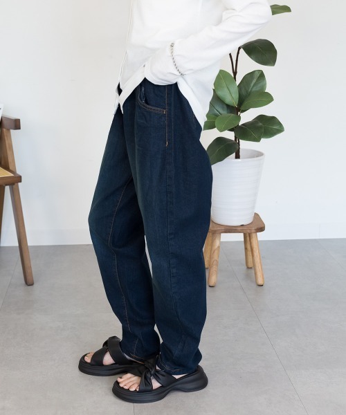 RCD（アールシーディー）の「ウエストゴムテーパードデニムパンツ（デニムパンツ・レディース・ワンウォッシュ/ネイビー/ブルー・LL/L/3L/4L/M）」の18枚目の写真