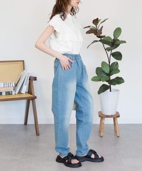 RCD（アールシーディー）の「ウエストゴムテーパードデニムパンツ（デニムパンツ・レディース・ワンウォッシュ/ネイビー/ブルー・LL/L/3L/4L/M）」の8枚目の写真
