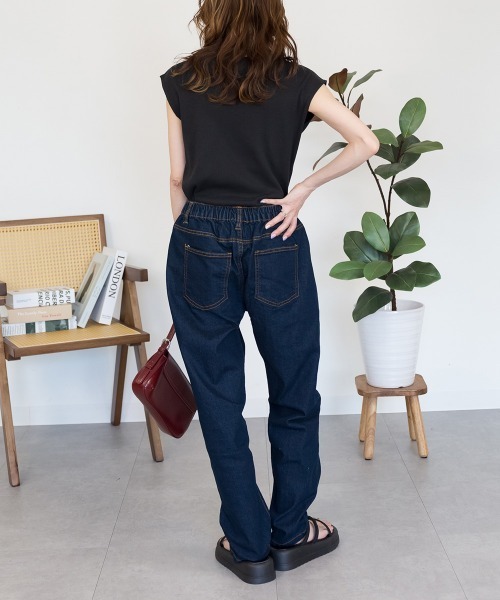 RCD（アールシーディー）の「ウエストゴムテーパードデニムパンツ（デニムパンツ・レディース・ワンウォッシュ/ネイビー/ブルー・LL/L/3L/4L/M）」の12枚目の写真