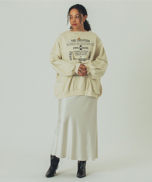 ROSE BUD（ローズバッド）の「(GENE HEAVENS)VOLUME SLEEVE PRINT SWEAT（スウェット・レディース・チャコール/オフホワイト・ONE SIZE）」の4枚目の写真