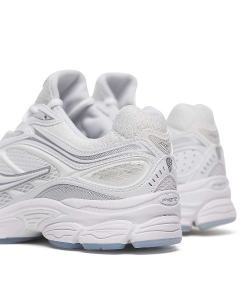Kinetics(キネティクス)の「Saucony PROGRID OMNI 9(サッカニー プログリッドオムニ9)(スニーカー・メンズ・ホワイト/ブラック・28cm/27.5cm/27cm/26.5cm/26cm/29cm)」の10枚目の写真