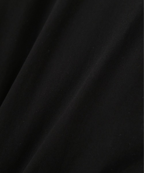 MHL.（エムエイチエル）の「WASHED COTTON PLAINWEAVE（ブルゾン・メンズ・ブラック/ボルドー・MEDIUM/LARGE）」の5枚目の写真