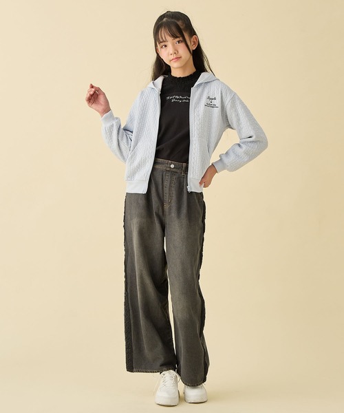 Amourire girl（アムリールガール）の「ふくれジャガードZIPパーカー（パーカー・キッズ・オフホワイト/サックスブルー・160cm/150cm/140cm/130cm）」の19枚目の写真