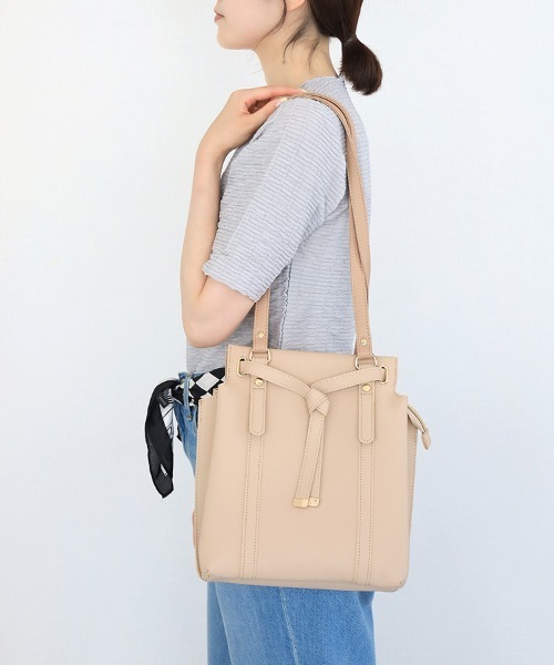 Bleu Bleuet(ブルーブルーエ)の「【ZOZO限定】合皮リュックショルダー(ショルダーバッグ・レディース・グレー/ブラック/ブラウン・FREE)」の20枚目の写真