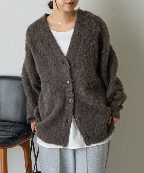 COLONY 2139(コロニートゥーワンスリーナイン)の「モヘアタッチカーディガン(カーディガン/ボレロ・レディース・ネイビー/ライトグレー/ブラウン/ピンク/チャコールグレー/ブルー/ブラック・FREE)」の14枚目の写真