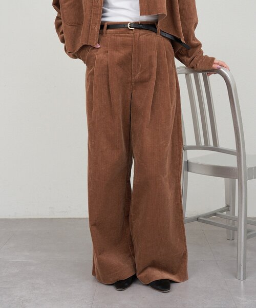 SHENERY（シーナリー）の「コーデュロイワイドパンツ（その他パンツ・レディース・ブラウン/アイボリー・36/38）」の3枚目の写真