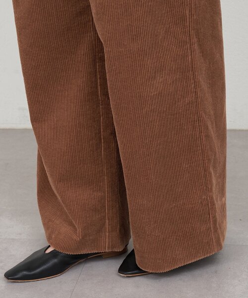 SHENERY（シーナリー）の「コーデュロイワイドパンツ（その他パンツ・レディース・ブラウン/アイボリー・36/38）」の13枚目の写真