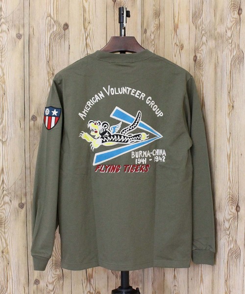 AVIREX(アヴィレックス)の「EMB FLYING TIGER L/S T-SHIRT(Tシャツ/カットソー・メンズ・ホワイト/ブラック/オリーブ・M/L/XL/XXL)」の3枚目の写真