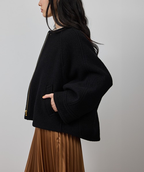 ROPE'(ロペ)の「圧縮ウールコクーンショート丈コート/Bellandi(ベランディ)(ブルゾン・レディース・ブラック/ダークブラウン・36/38)」の8枚目の写真