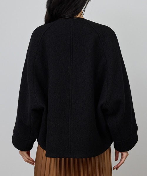 ROPE'(ロペ)の「圧縮ウールコクーンショート丈コート/Bellandi(ベランディ)(ブルゾン・レディース・ブラック/ダークブラウン・36/38)」の14枚目の写真