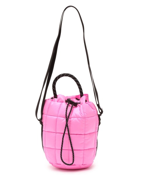NIKE(ナイキ)の「NIKE NK NSW PUFFLE TINY TOTE / ナイキ NSW パッフル タイニー トート 【SP】(トートバッグ・メンズ・ブラック/ピンク/ベージュ・ONE SIZE)」の3枚目の写真