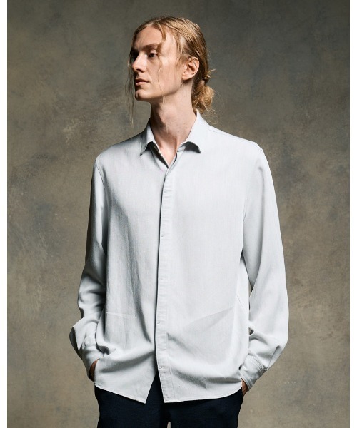 wjk(ダヴルジェイケイ)の「fly front shirt(シャツ/ブラウス・メンズ・ライトグレー/ブラック・SMALL/MEDIUM/LARGE/X-LARGE)」の2枚目の写真
