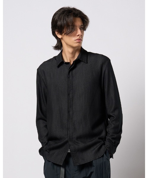 wjk(ダヴルジェイケイ)の「fly front shirt(シャツ/ブラウス・メンズ・ライトグレー/ブラック・SMALL/MEDIUM/LARGE/X-LARGE)」の1枚目の写真