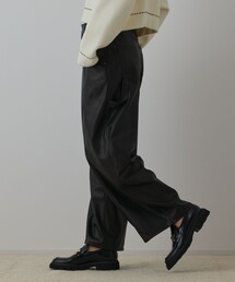 美品23AW ROLD SKOV エコレザー パンツ イタリア製 1109O▲ 美品23AW ROLD SKOV エコレザー パンツ イタリア製 1109O△ - メルカリ