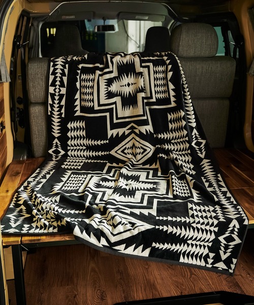 PENDLETON（ペンドルトン）の「PENDLETON オーバーサイズ カスタム ジャガード タオル（ブランケット・メンズ・B/C/A・ONE SIZE）」の3枚目の写真