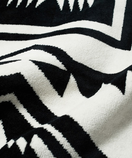 PENDLETON（ペンドルトン）の「PENDLETON オーバーサイズ カスタム ジャガード タオル（ブランケット・メンズ・B/C/A・ONE SIZE）」の13枚目の写真