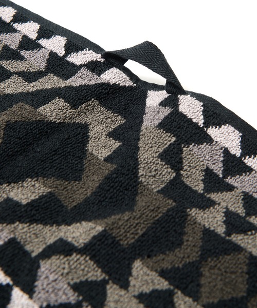 PENDLETON（ペンドルトン）の「PENDLETON オーバーサイズ カスタム ジャガード タオル（ブランケット・メンズ・B/C/A・ONE SIZE）」の8枚目の写真