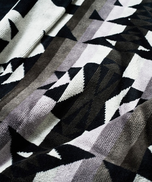 PENDLETON（ペンドルトン）の「PENDLETON オーバーサイズ カスタム ジャガード タオル（ブランケット・メンズ・B/C/A・ONE SIZE）」の7枚目の写真