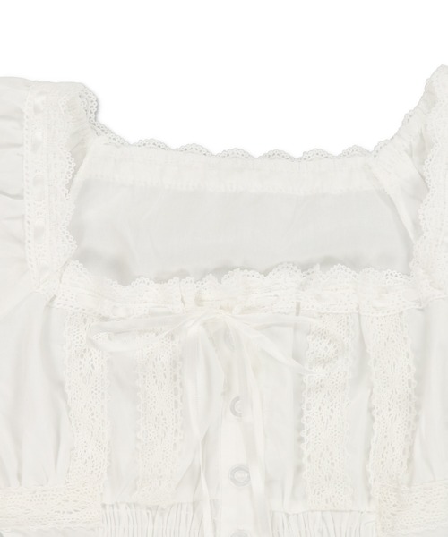 SPINNS（スピンズ）の「スクエアネック半袖ブラウス/リボン（シャツ/ブラウス・レディース・オフホワイト・ONESIZE）」の21枚目の写真